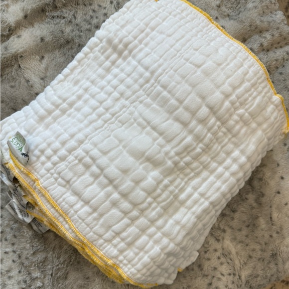 Cloth diaper set - Picture 2 of 3